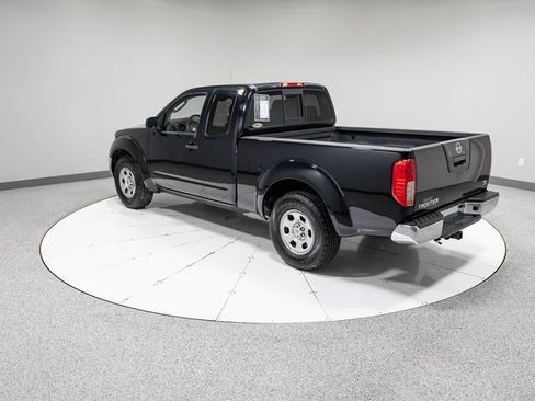 Used 2008 Nissan Frontier SE w/ Power Pkg image 27
