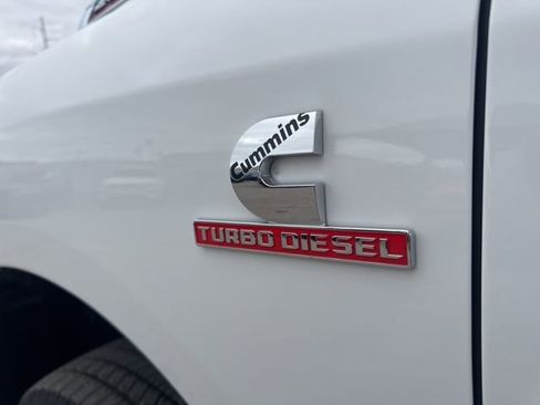 New 2026 RAM 2500 Laramie AWD/4WD image 7