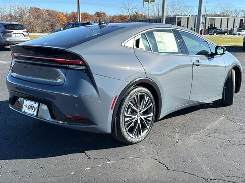 New 2026 Toyota Prius XLE image 7