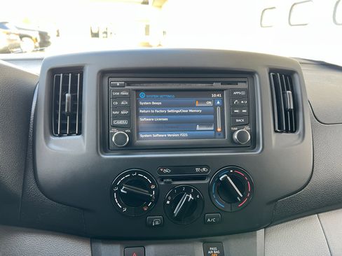Used 2019 Nissan NV200 SV w/ Navigation Package image 15