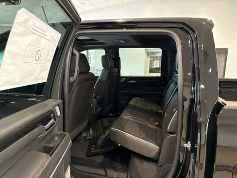 New 2026 GMC Sierra 2500 AT4X AWD/4WD image 18