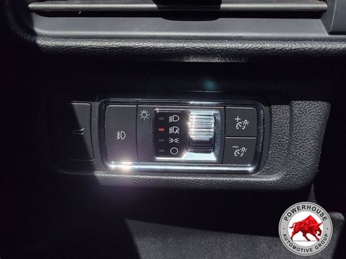 Used 2021 Lincoln Corsair Reserve w/ Equipment Group 201A FWD image 30