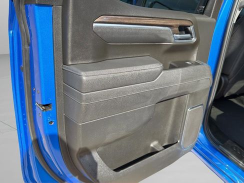 Used 2025 Chevrolet Silverado 1500 LT image 14