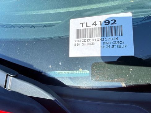 Used 2016 Dodge Challenger SRT Hellcat image 6