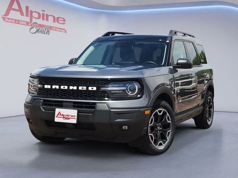 Used 2025 Ford Bronco Sport Outer Banks AWD/4WD image 1