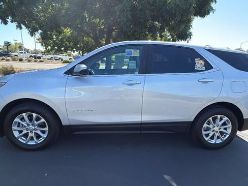 Used 2021 Chevrolet Equinox LT w/ Driver Convenience Package AWD/4WD image 7