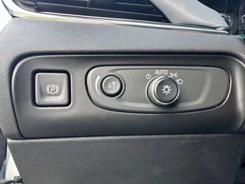 Used 2018 Buick Enclave Premium w/ LPO, Hit The Road Package image 26