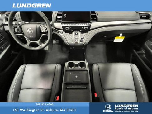 New 2026 Honda Odyssey EX-L image 3