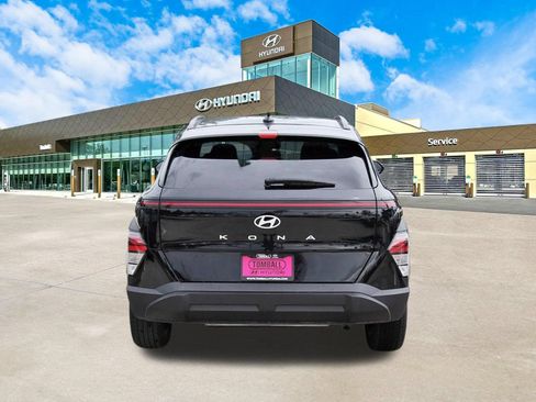 Used 2026 Hyundai Kona SEL Sport FWD image 7