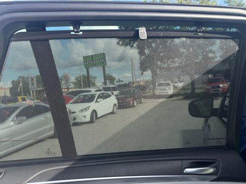 Used 2012 BMW X5 M image 25