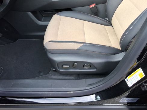 New 2026 Chevrolet Equinox ACTIV w/ Safety and Technology Package FWD image 24