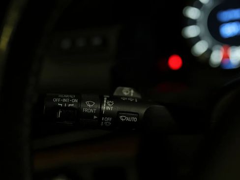 Used 2019 Cadillac Escalade ESV Luxury image 39