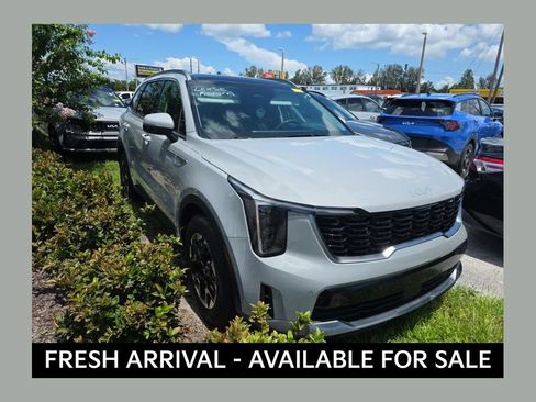 Used 2024 Kia Sorento S w/ Panoramic Sunroof Package FWD image 1