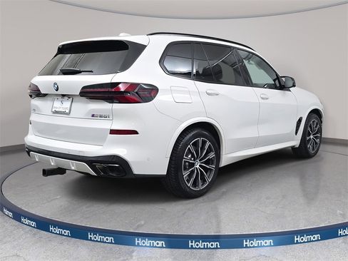 Used 2024 BMW X5 M60i image 6