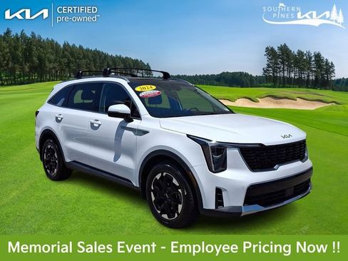 Certified 2024 Kia Sorento S w/ Panoramic Sunroof Package FWD image 1