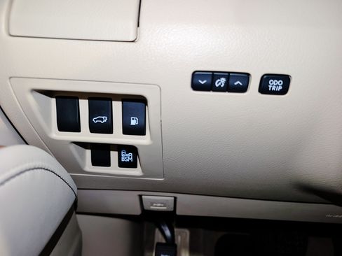 Used 2015 Lexus RX 450h AWD image 45