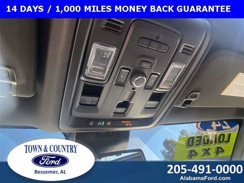 Used 2024 Chevrolet Suburban Z71 w/ Luxury Package image 26