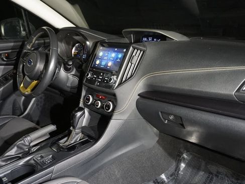 Used 2022 Subaru Crosstrek 2.5i Sport w/ Moonroof Package AWD/4WD image 17