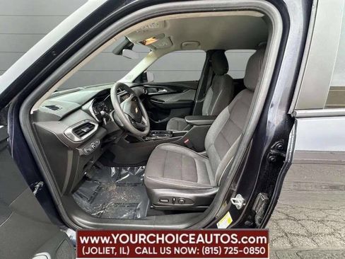 Used 2021 Chevrolet TrailBlazer LT image 11