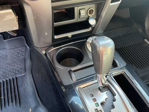 Certified 2019 Toyota 4Runner SR5 AWD/4WD image 28