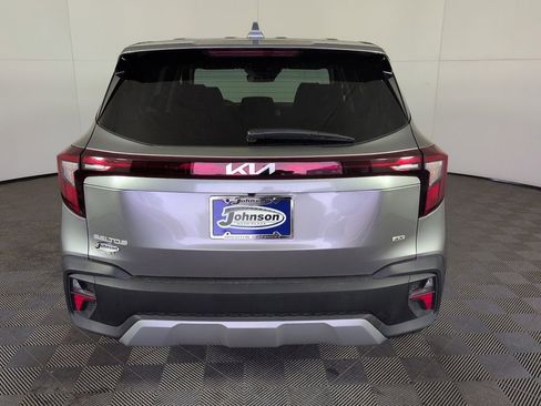 Used 2024 Kia Seltos LX AWD/4WD image 6