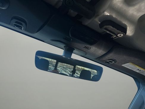 Used 2023 Jeep Gladiator Overland image 17