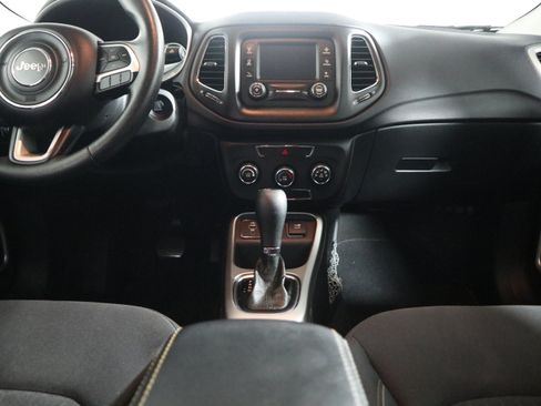 Used 2017 Jeep Compass Sport FWD image 14