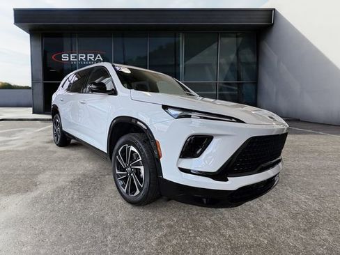 Used 2025 Buick Enclave Sport Touring w/ Power Package image 4