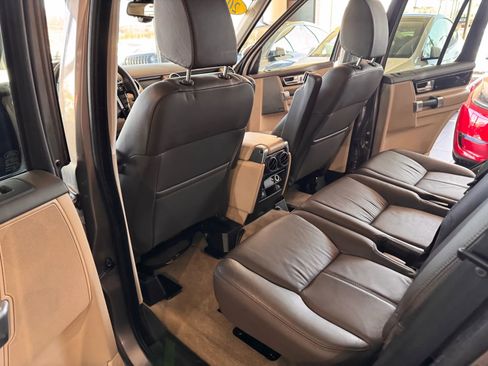 Used 2016 Land Rover LR4 HSE LUX image 19