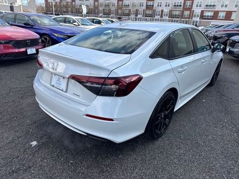 Certified 2025 Honda Civic Sport image 18