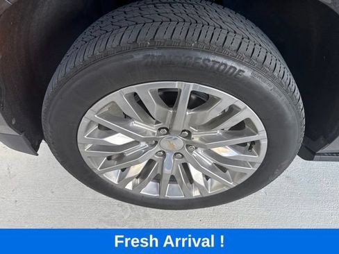 Used 2023 Chevrolet Tahoe Premier AWD/4WD image 18