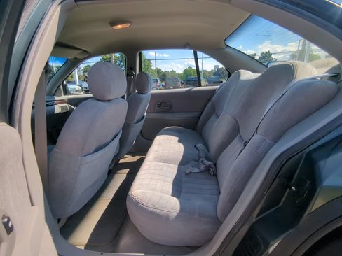 Used 1996 Chevrolet Lumina LS FWD image 12