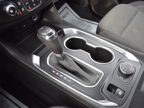 Used 2019 Chevrolet Traverse LT w/ LPO, Floor Liner Package image 28