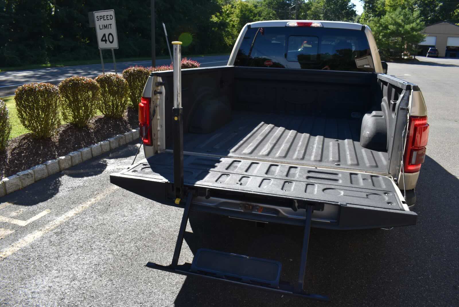 Used 2017 Ford F150 XLT w/ Equipment Group 302A Luxury RWD image 50
