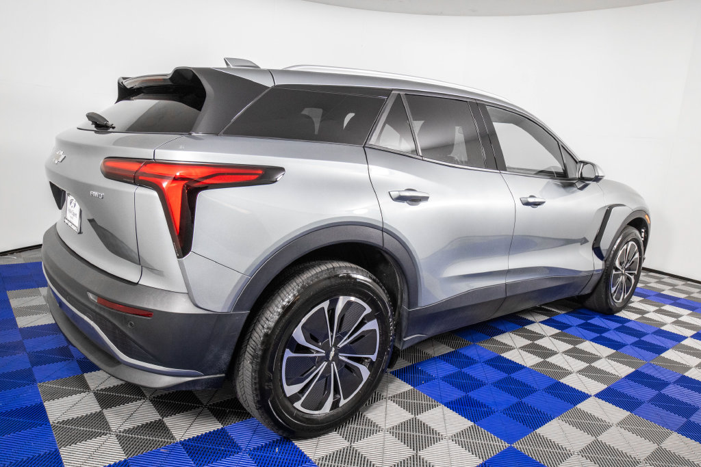 Used 2024 Chevrolet Blazer EV LT AWD/4WD image 5