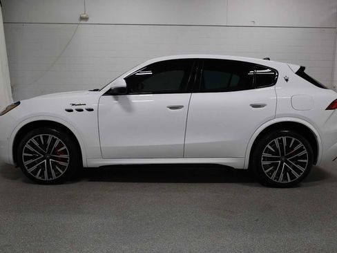 Used 2023 Maserati Grecale Modena image 2