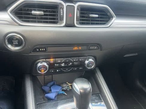 Used 2018 MAZDA CX-5 Touring image 17