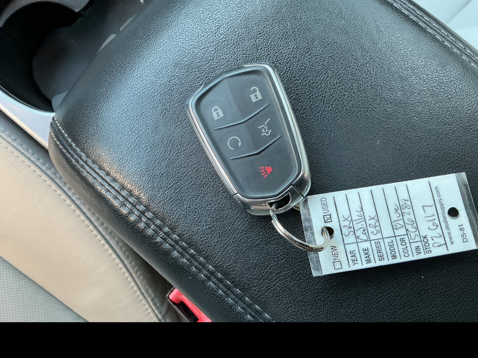 Used 2015 Cadillac SRX Premium AWD/4WD image 30