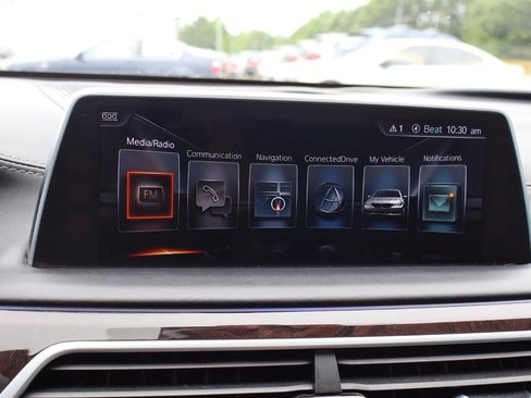 Used 2016 BMW 750i xDrive AWD/4WD image 28