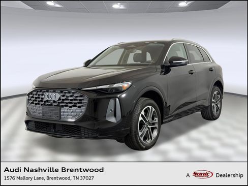 Used 2025 Audi Q5 Premium w/ Convenience Package AWD/4WD image 1