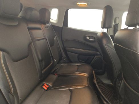 Used 2018 Jeep Compass Latitude w/ Popular Equipment Group image 19