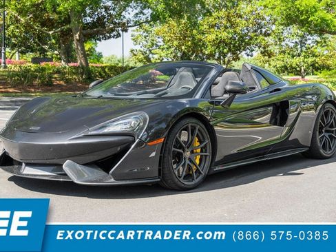 Used 2018 McLaren 570S Spider image 1