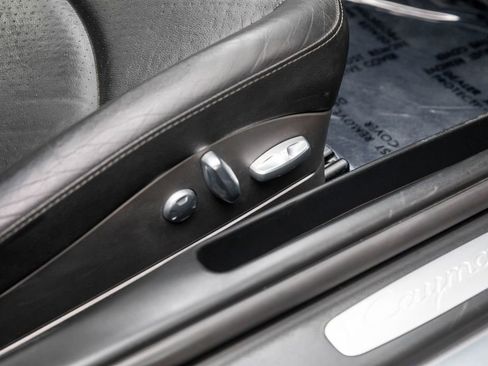 Used 2006 Porsche Cayman S image 35