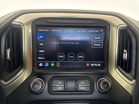Used 2021 Chevrolet Silverado 1500 RST AWD/4WD image 15