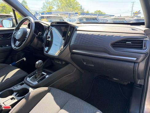 Certified 2025 Subaru Forester Premium AWD/4WD image 39