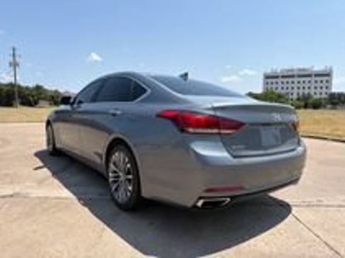Used 2015 Hyundai Genesis 3.8 RWD image 6