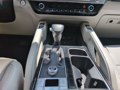 Used 2022 Kia Telluride EX w/ EX Premium Package FWD image 26