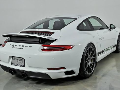 Used 2018 Porsche 911 Carrera T RWD image 10