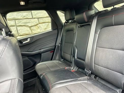 Used 2023 Ford Escape ST-Line w/ Tech Pack #1 FWD image 9
