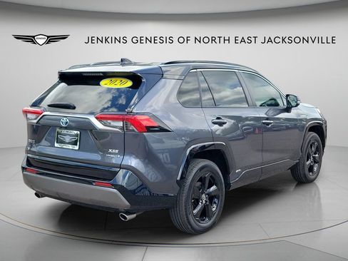 Used 2020 Toyota RAV4 XSE AWD/4WD image 2